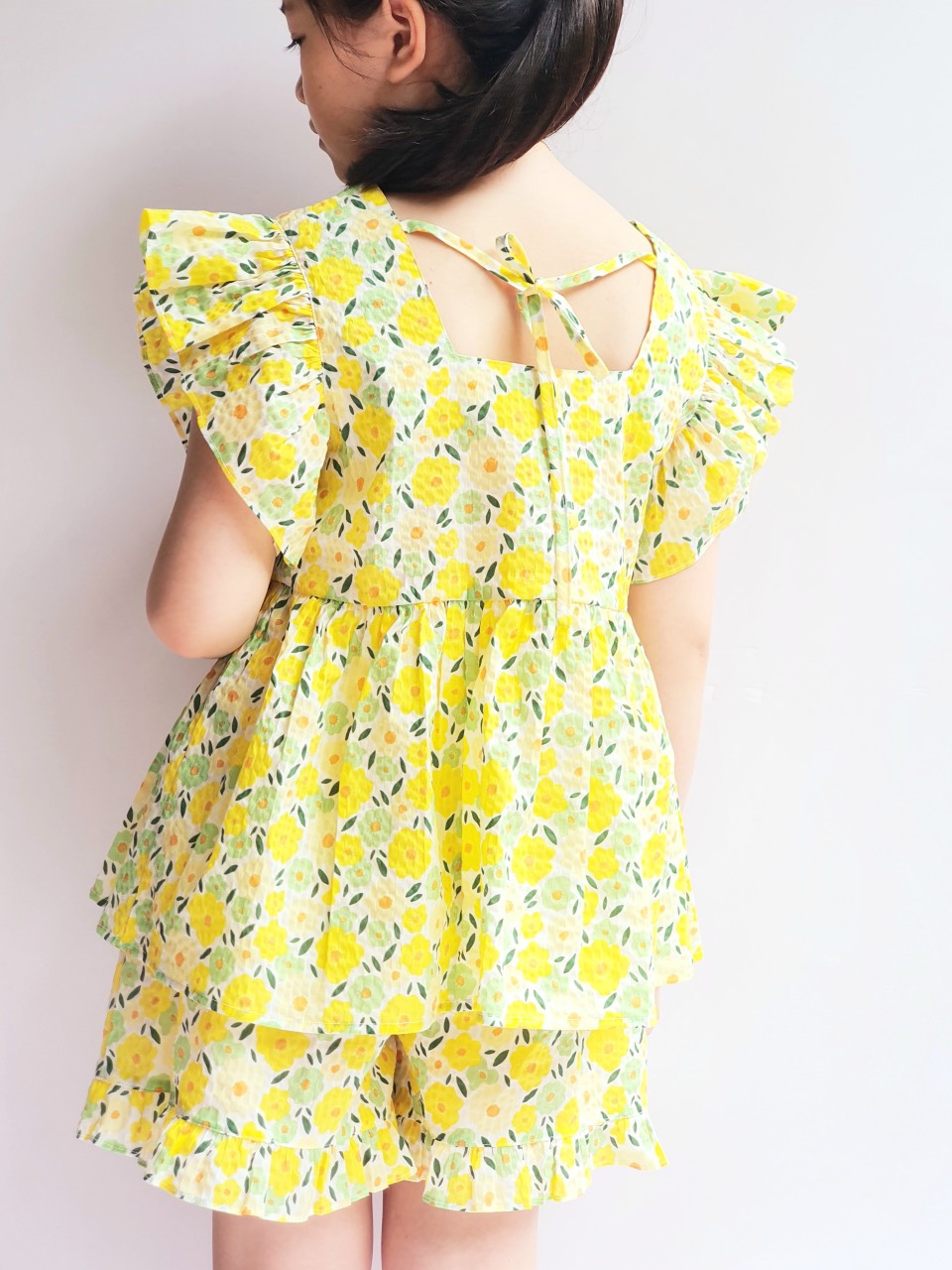 Bộ thô nhăn xuất Hàn nhún eo tay cánh tiên 2 màu size 100 - 140