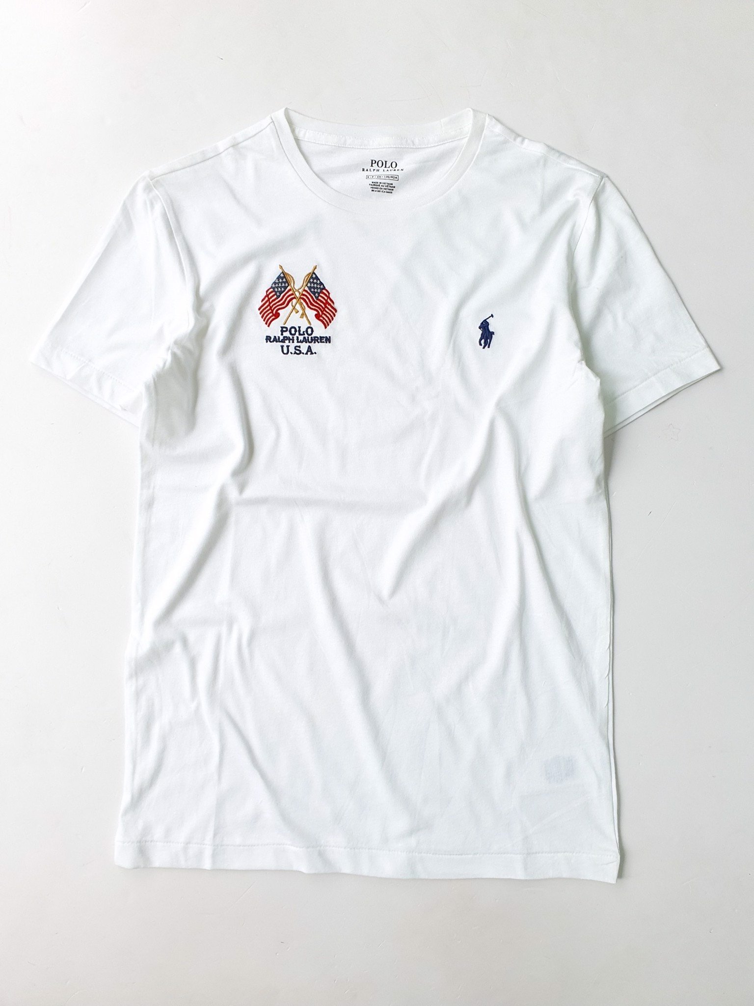 Áo cotton cổ tròn Polo thêu cờ nhiều màu (Bố)