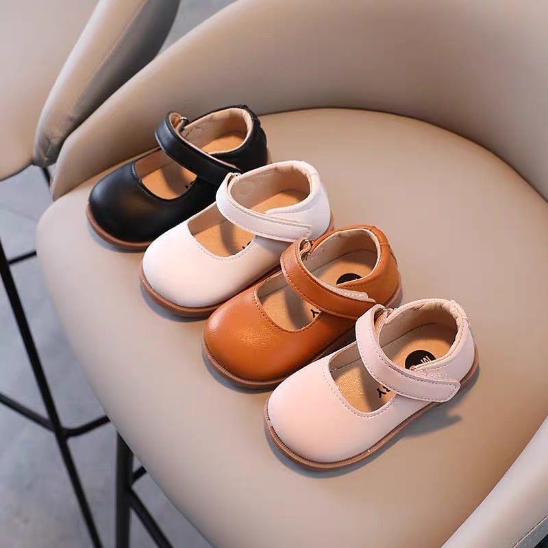 V561 - Giày MG Baby mũi tròn trơn 4 màu BG size 21-30