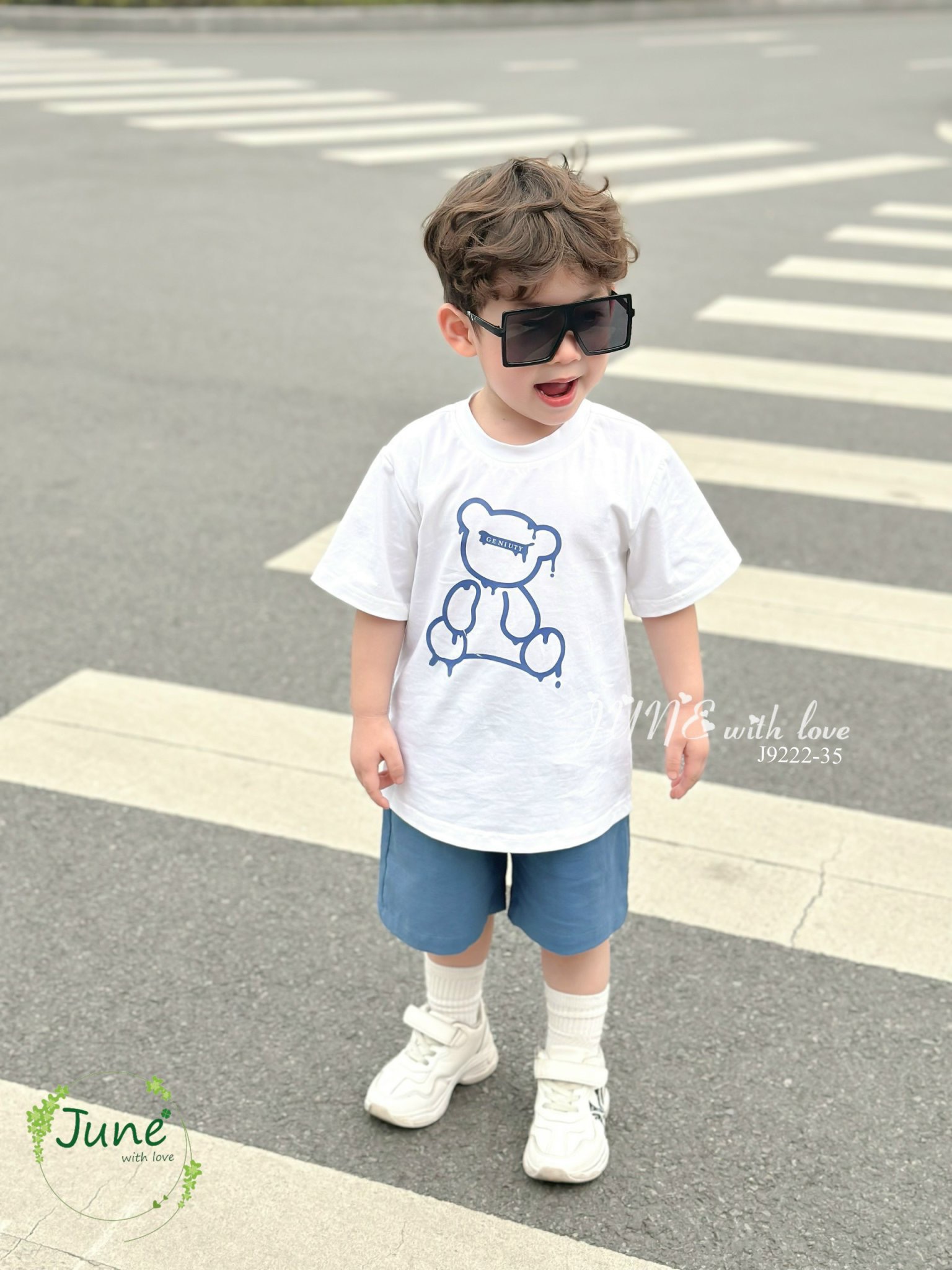 Bộ June with love áo cotton trắng gấu Geniuty - quần thô xanh BT size 2-12y