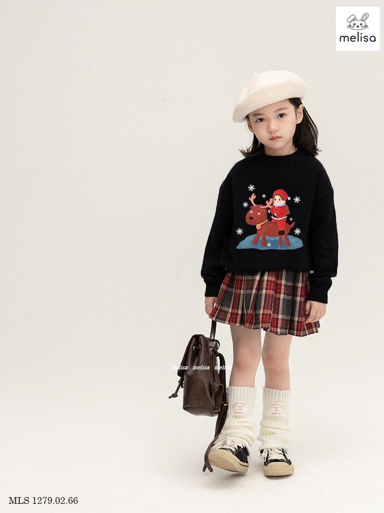 Bộ Melisa áo da cá đen tuần lộc / be cún  - chân váy kaki liền quần kẻ đỏ size 2 - 12y