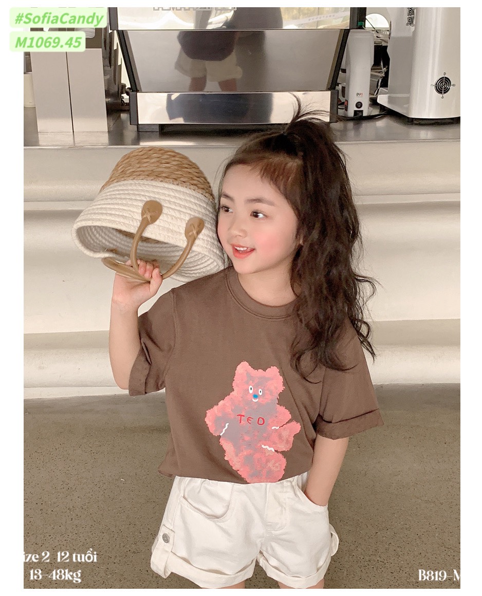 Bộ Mia Kids áo cotton màu nâu in gấu Ted - quần short kaki màu kem 2 - 11y