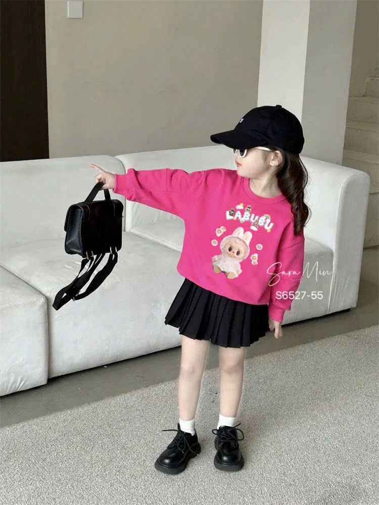 Set Sara Min áo da cá hồng Labubu - chân váy xếp li đen size 2 - 12y