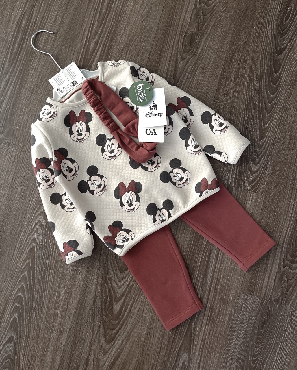 Bộ C & A áo nỉ chần bông màu be minnie nơ đỏ - quần legging cotton đỏ size 3 - 36m