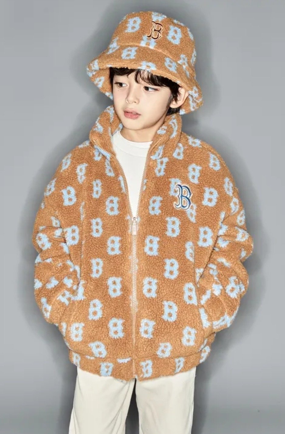 [Dư xịn] Áo khoác lông M//L//B hoạ tiết monogram nhiều màu BTBG