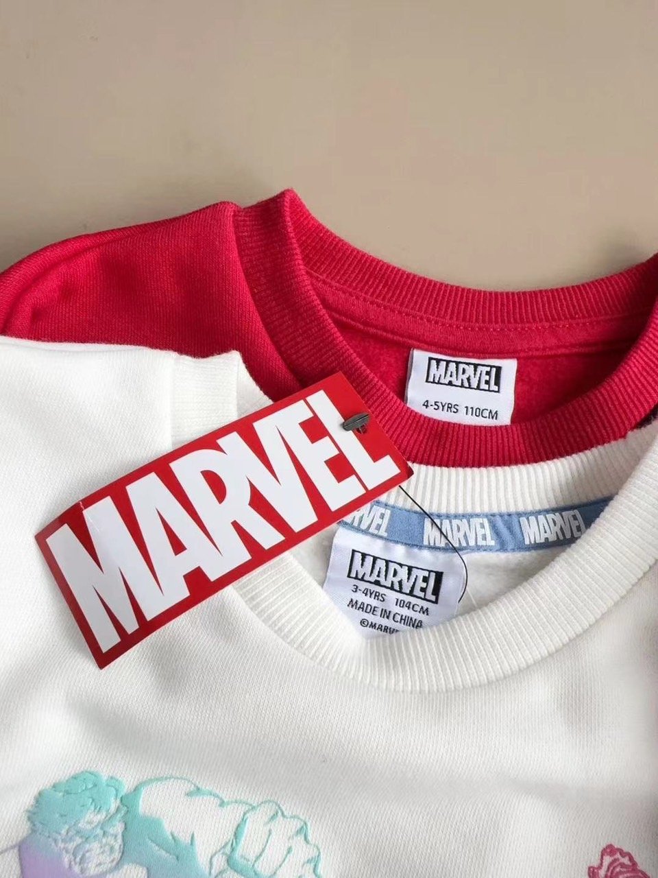 Bộ nỉ bông Marvel 2 màu đỏ người nhện / trắng comics size 2 - 8y