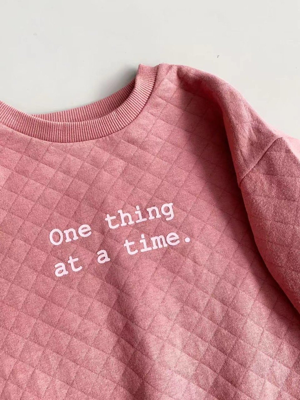 Set bộ nỉ chần bông Kiabi áo + chân váy One thing 2 màu cho bé size 3-12y