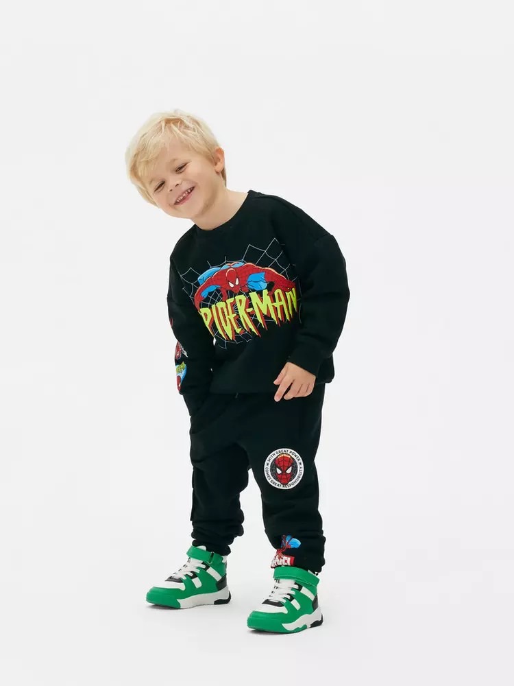 Bộ nỉ bông Marvel màu đen Spiderman size 2 -8y
