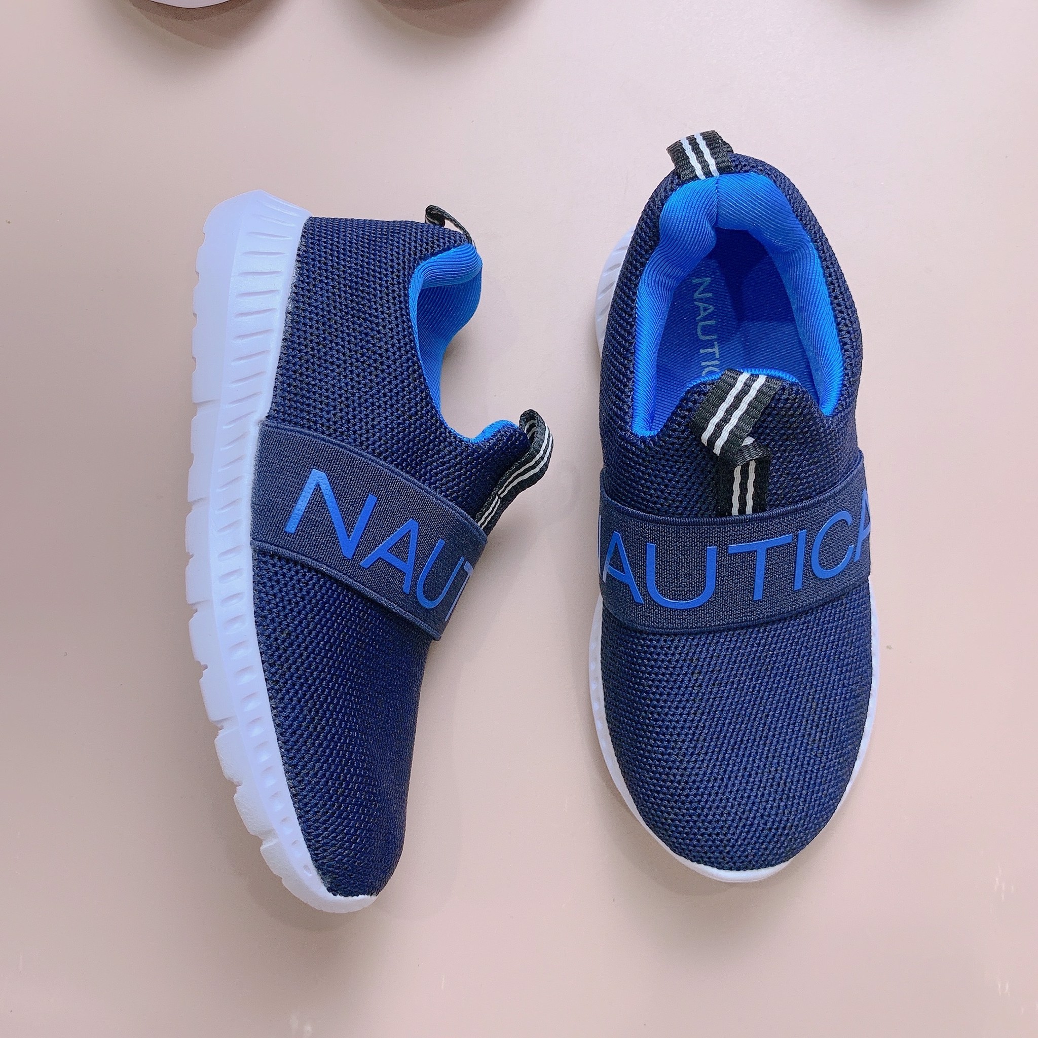 Giày thể thao Nautica size 9us (25.5 EU)