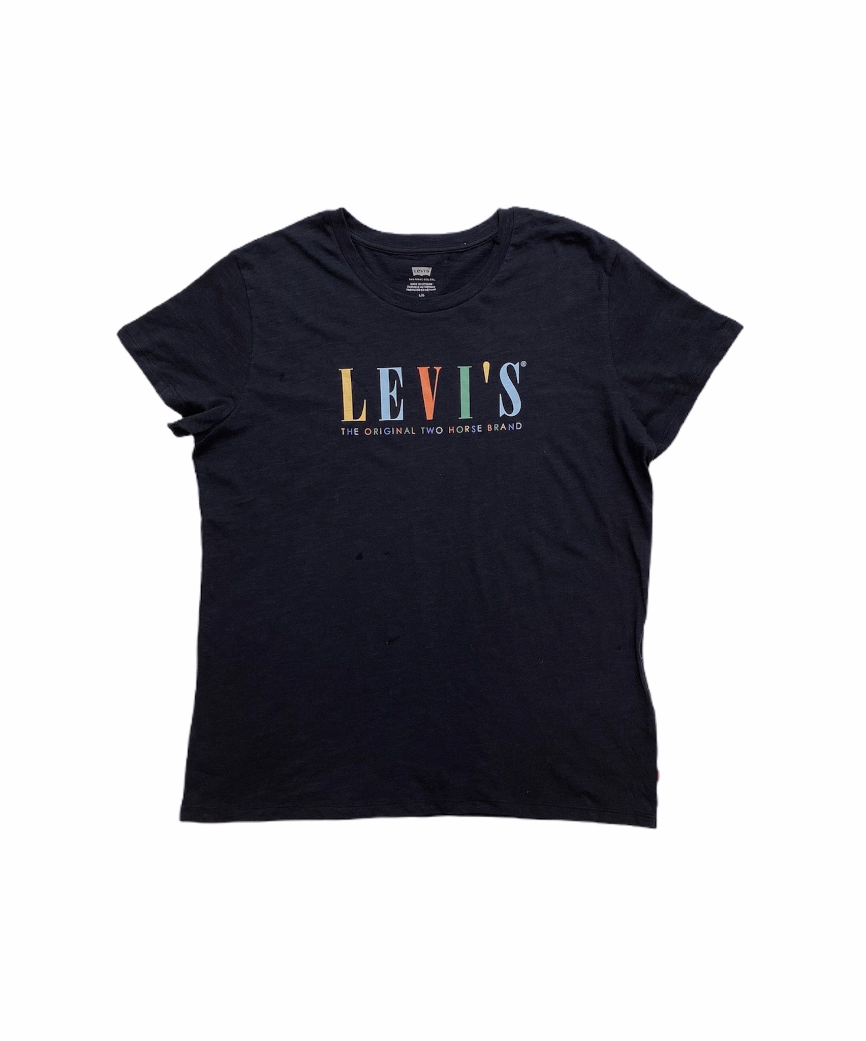 Áo cotton Levi’s - trắng/đen chữ sắc màu đậm