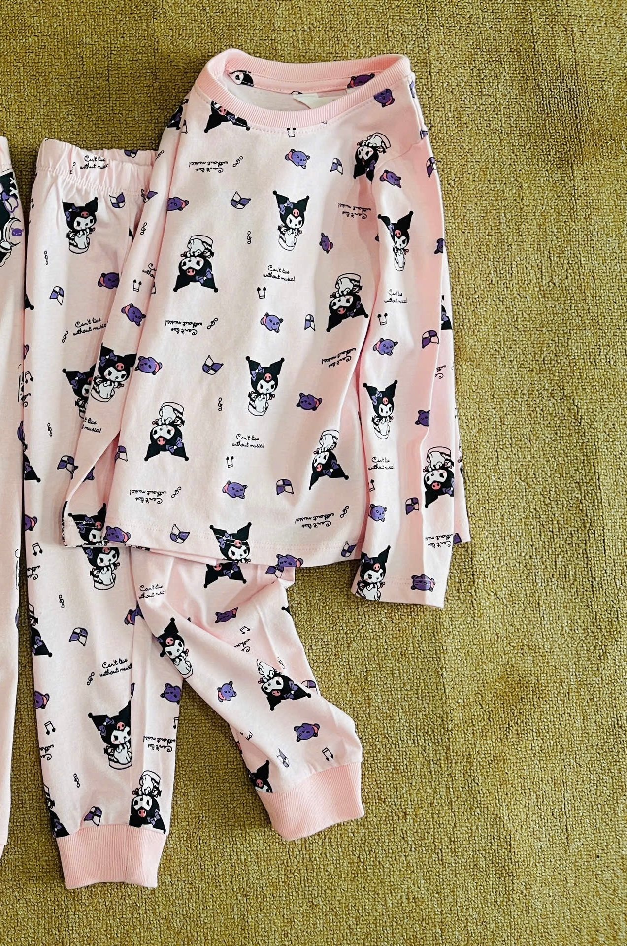 Bộ cotton HM nhiều hình Bé Gái Kuromi, Cinnamoroll, Kitty, Labubu size 2 - 10y (Bảng màu 2)