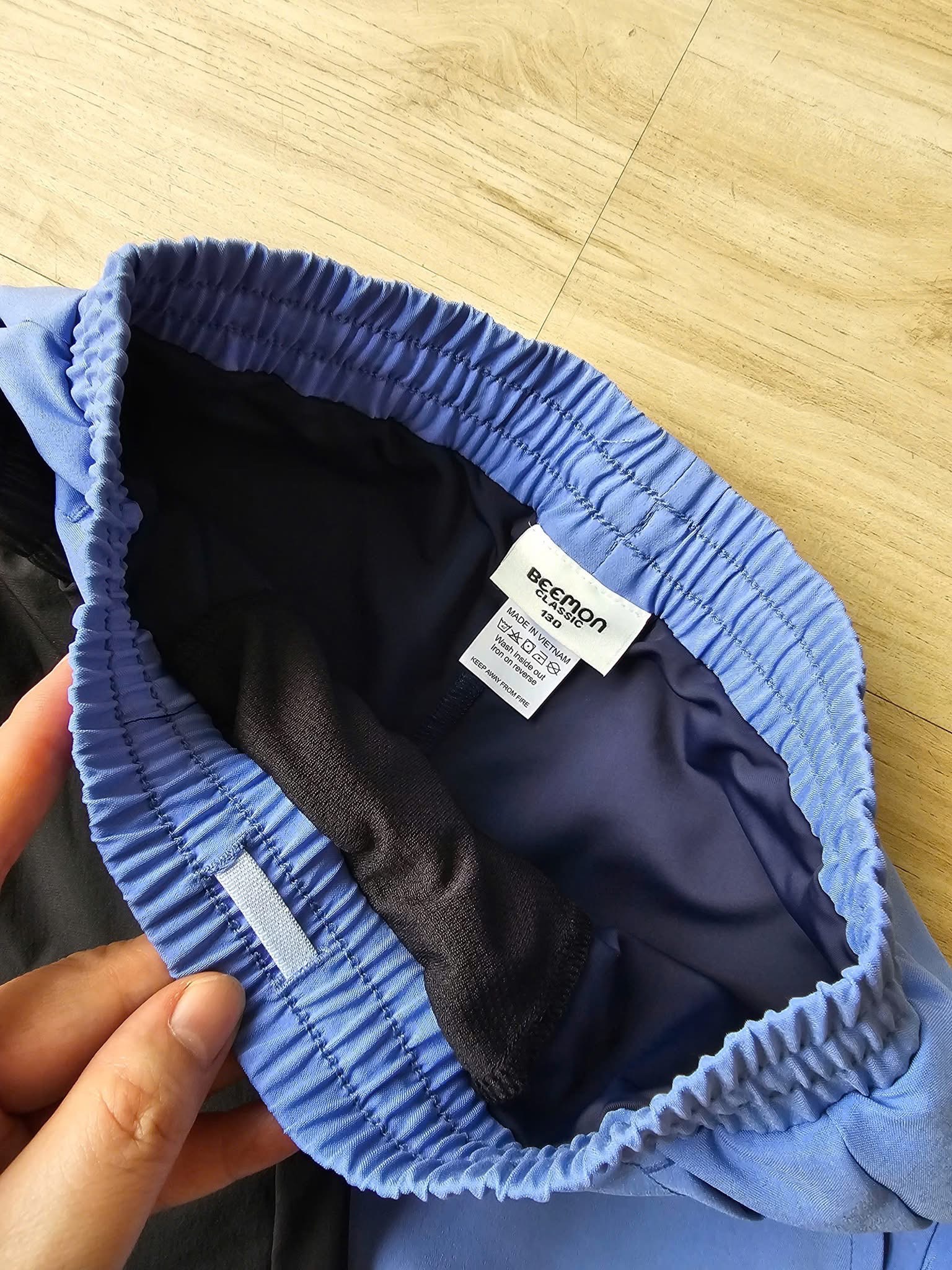 Quần bơi dài liền quần đùi Beemon 2 màu xanh/đen cho bé size 120-160