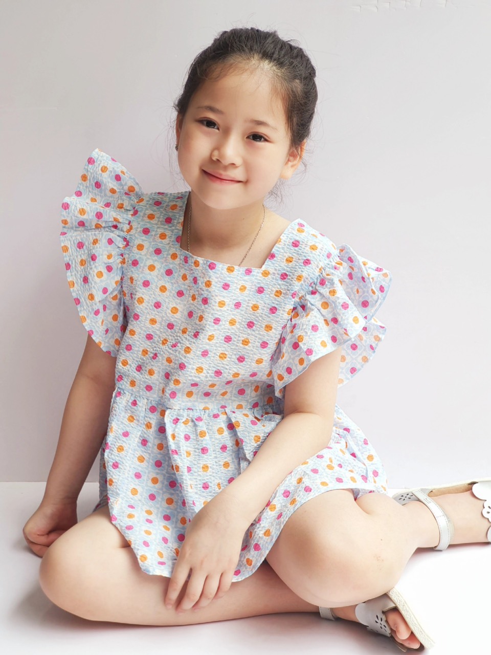 Bộ thô nhăn xuất Hàn nhún eo tay cánh tiên 2 màu size 100 - 140