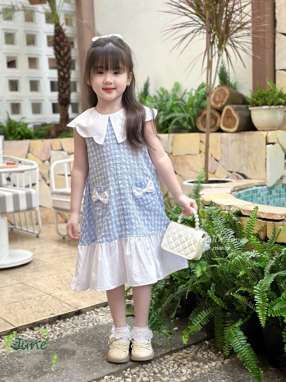 J7550 - Váy kẻ caro xanh June With Love cổ trắng túi nơ bé gái size 2-12y