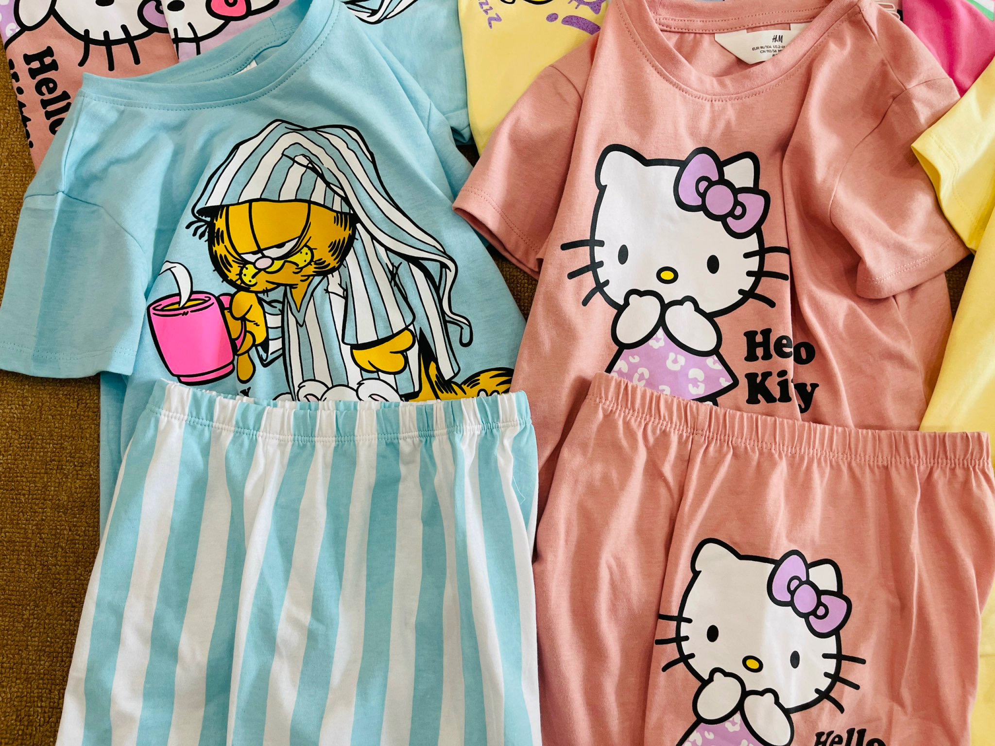 Bộ cotton HM nhiều hình dòng nhí BG size 2-10y