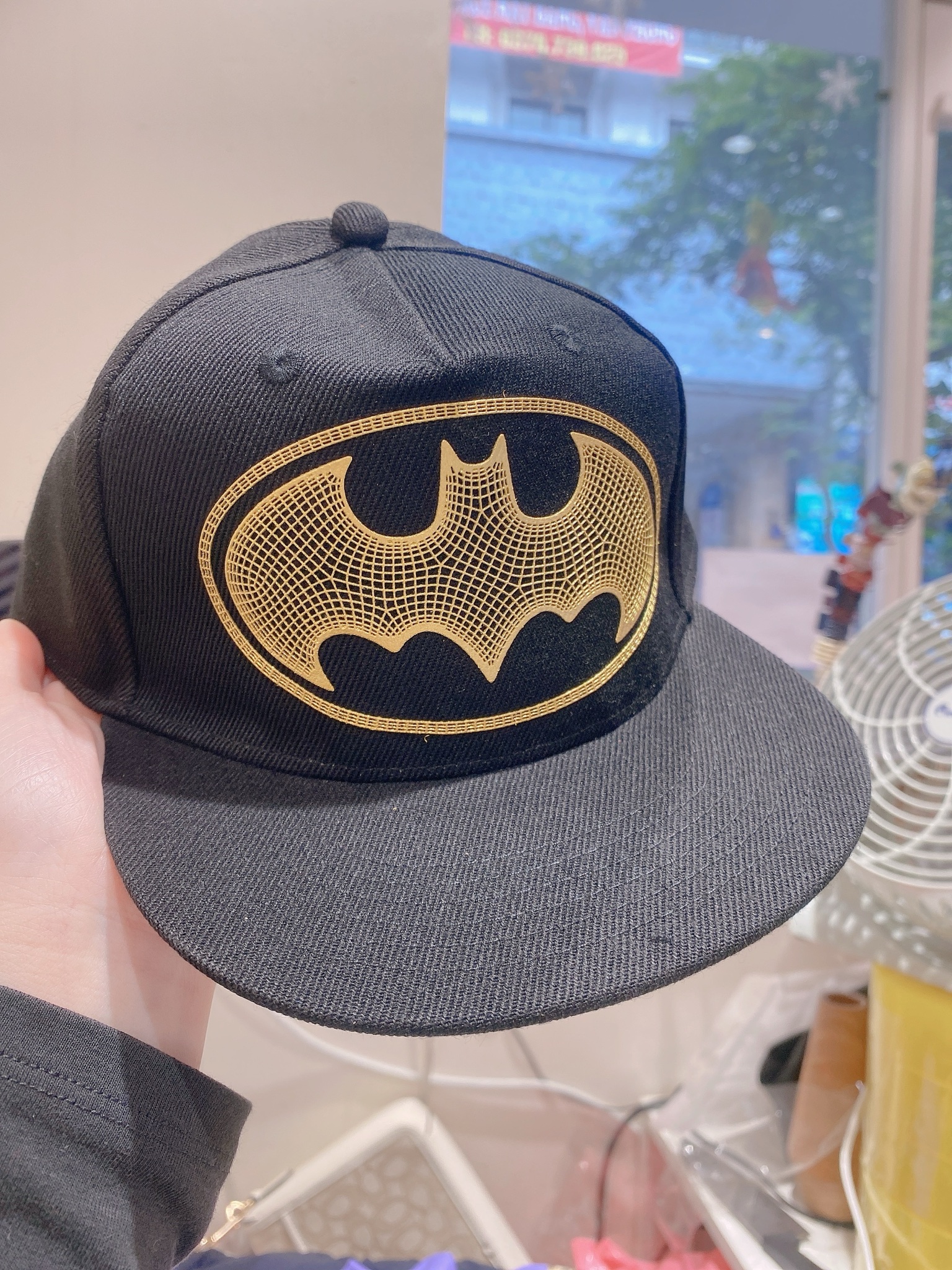 Mũ lưỡi trai HM đen batman size 4-8y