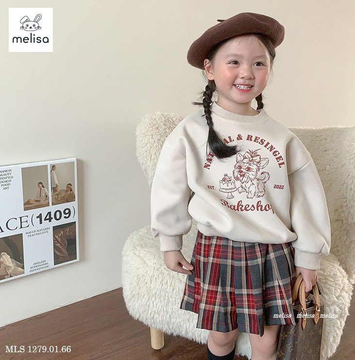 Bộ Melisa áo da cá đen tuần lộc / be cún  - chân váy kaki liền quần kẻ đỏ size 2 - 12y