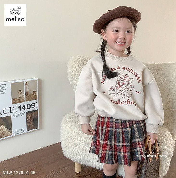 Bộ Melisa áo da cá đen tuần lộc / be cún  - chân váy kaki liền quần kẻ đỏ size 2 - 12y