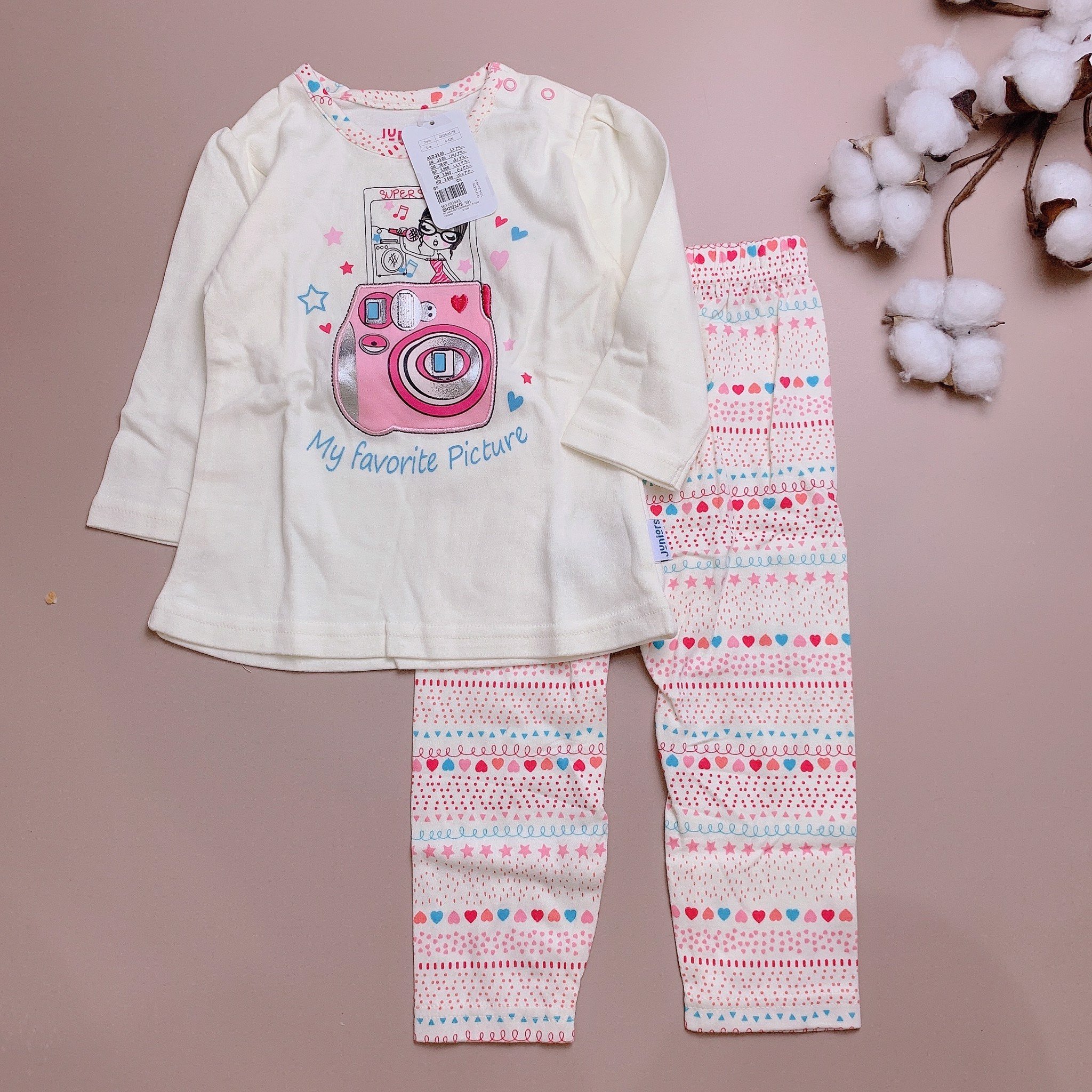 Bộ cotton Juniors màu kem máy ảnh