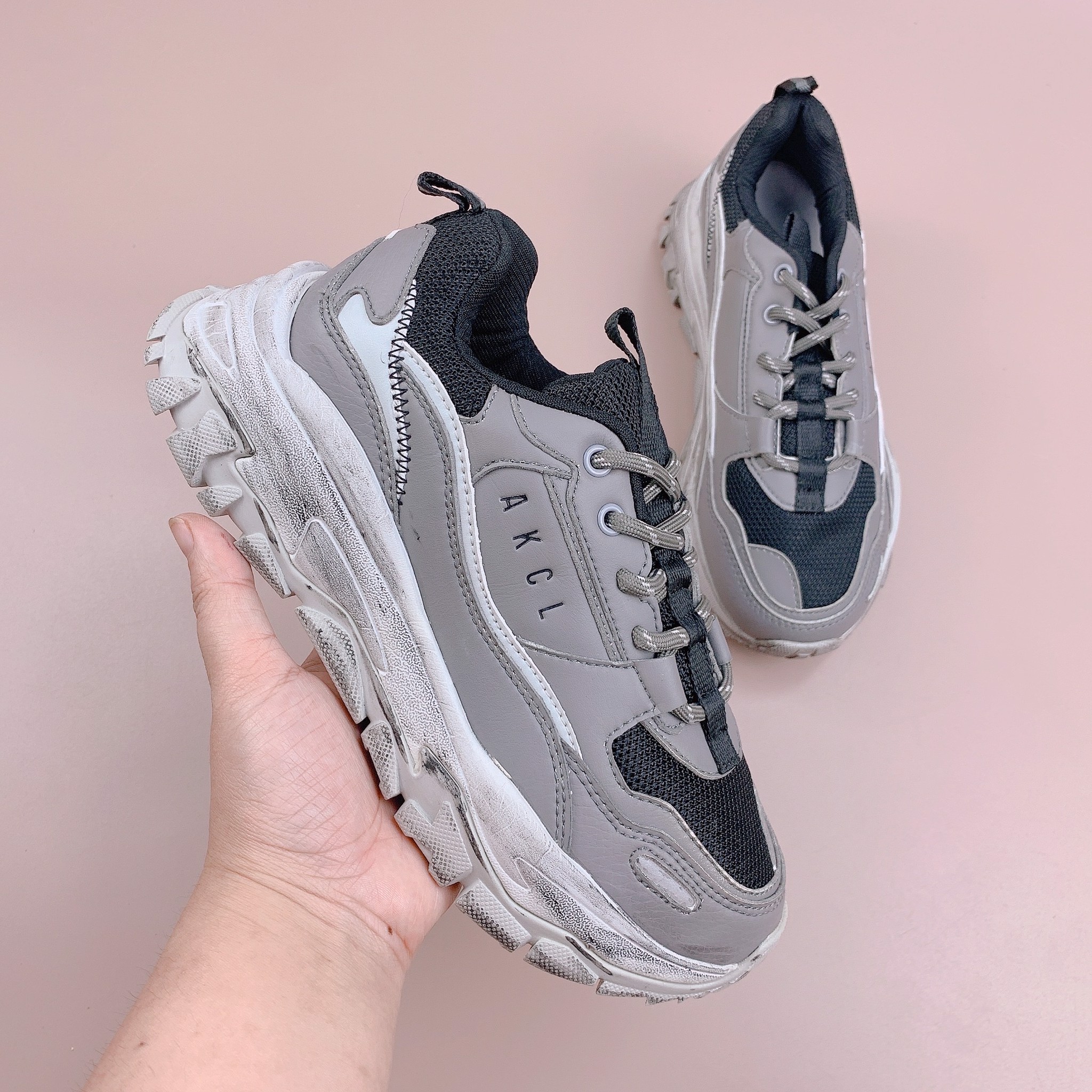 Giày Sneaker AKIII Classic dáng chunky xuất Hàn (người lớn) - màu đen/ghi