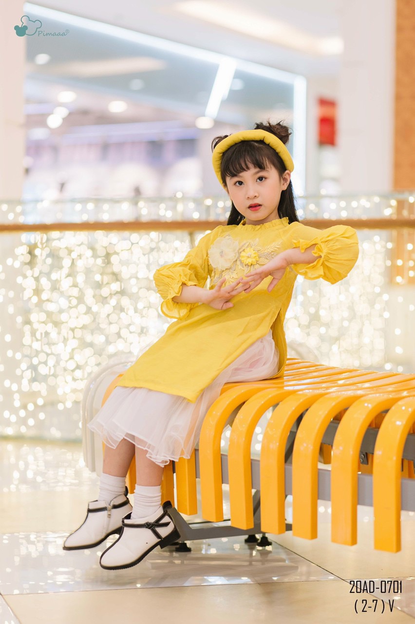 Áo dài voan Sapodill thêu ngực hồng / vàng size 7 - 12 y