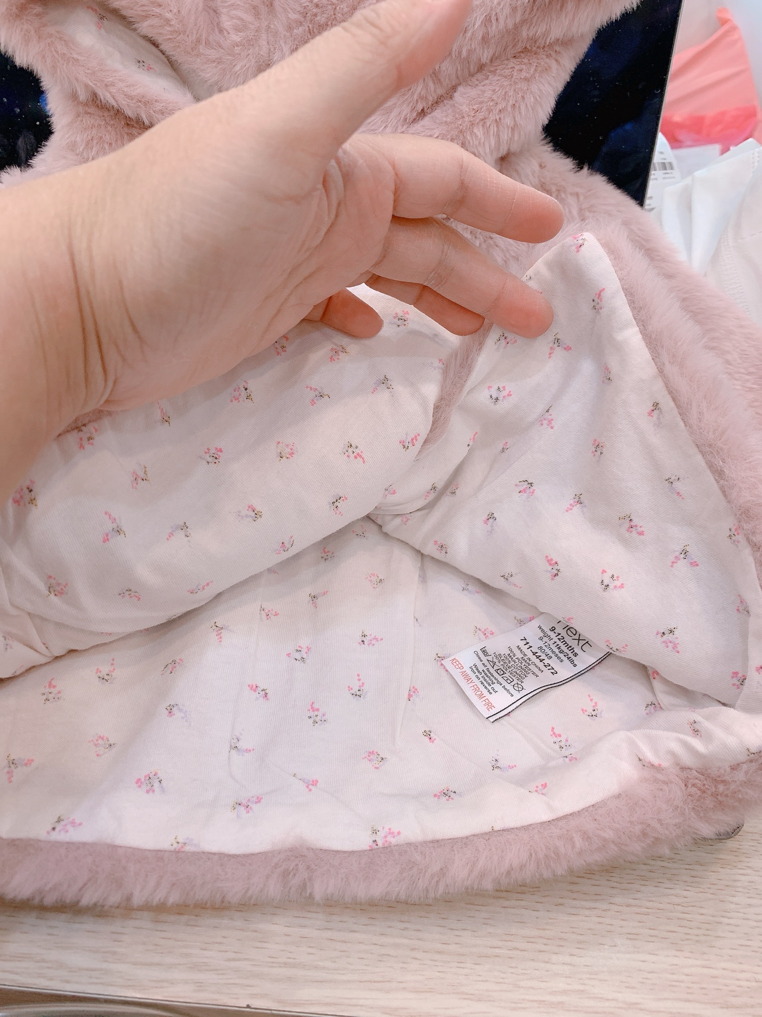 Áo khoác lông Next màu hồng tai gấu size 1m-24m