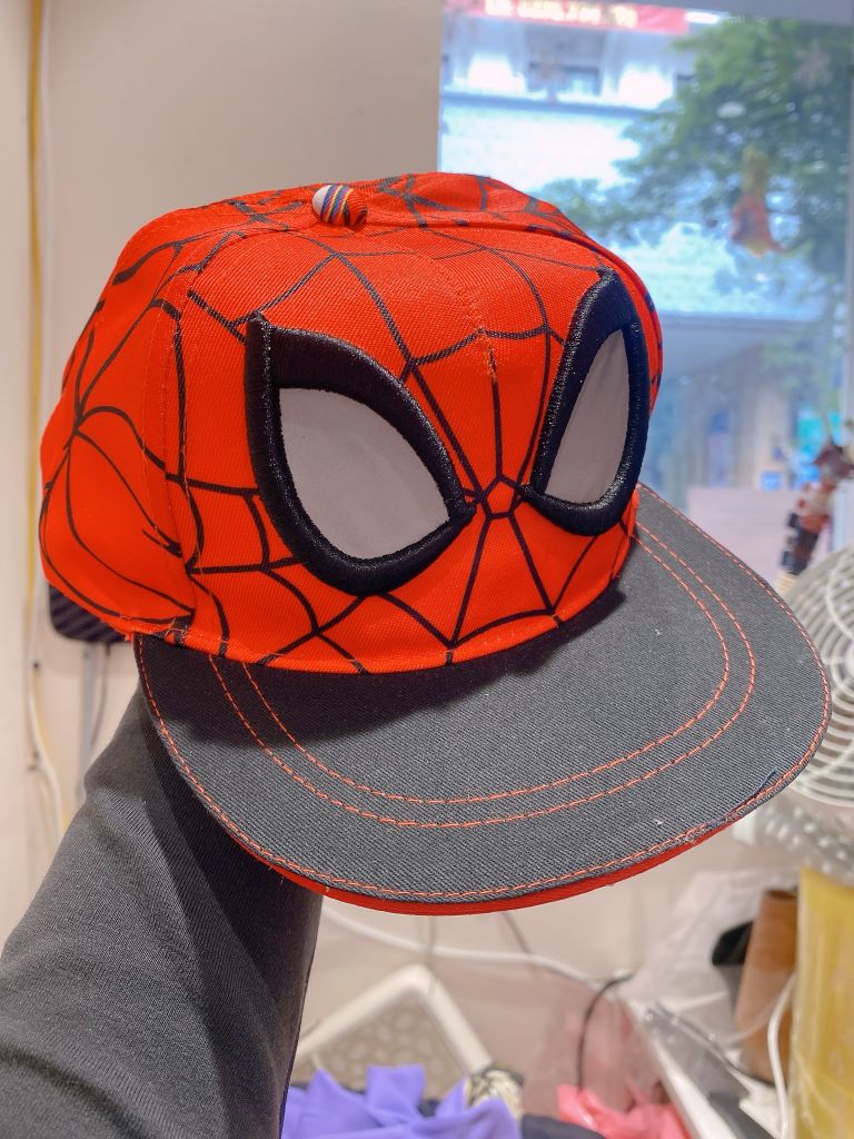 Mũ lưỡi trai đỏ Spiderman size 2-10y