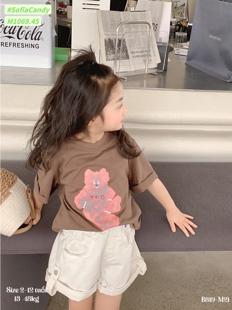 Bộ Mia Kids áo cotton màu nâu in gấu Ted - quần short kaki màu kem 2 - 11y
