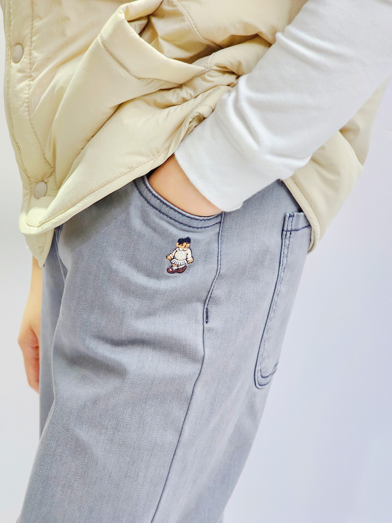Quần jean mềm Bee Mon ống xuông 5 màu BG size 120 - 160