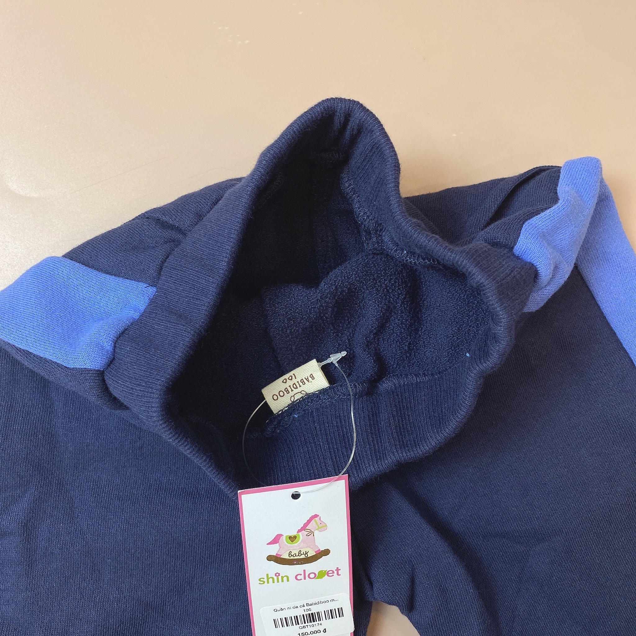 Quần nỉ da cá Babidiboo màu navy phối xanh ghi in chữ size 100 - 140