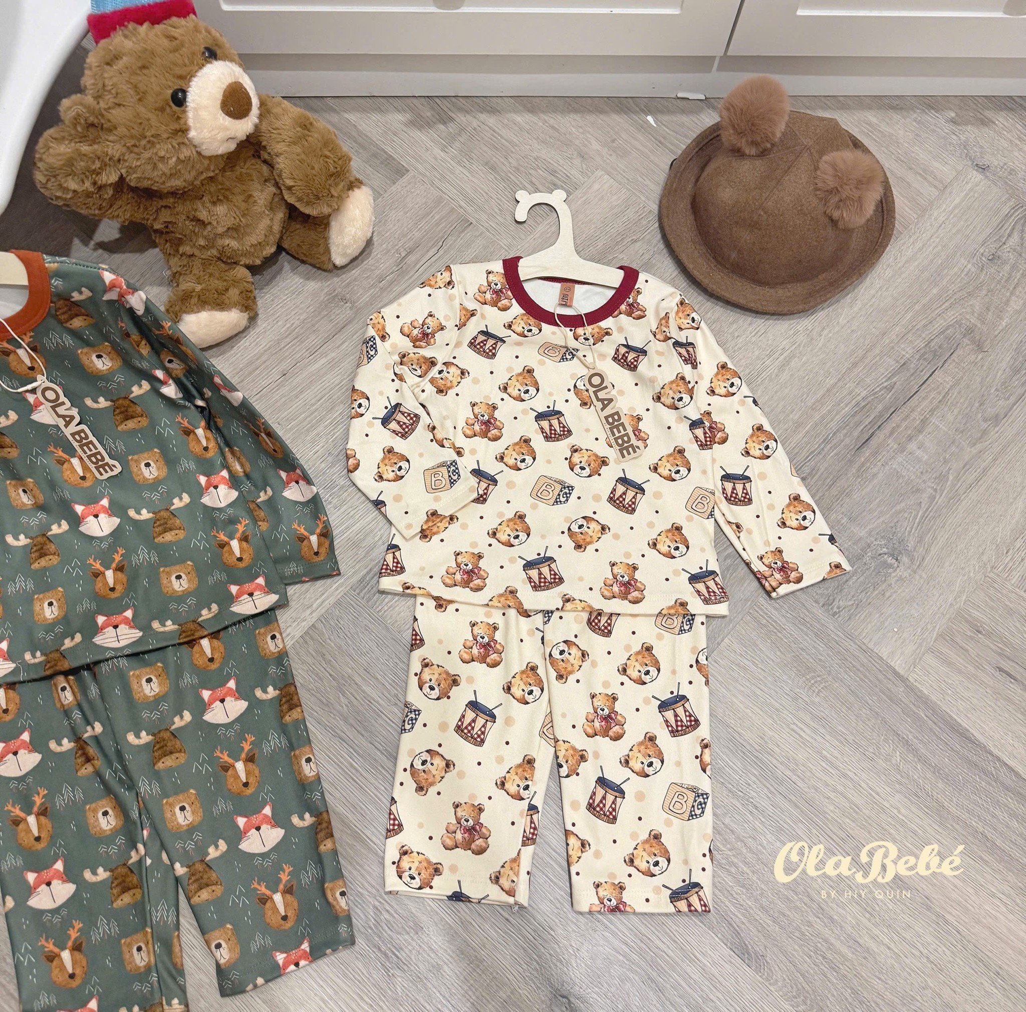 Bộ thun nỉ bệt Hiy-quin họa tiết Noel nhiều hình cho Bé size 1-7y ( 9 - 22kg )
