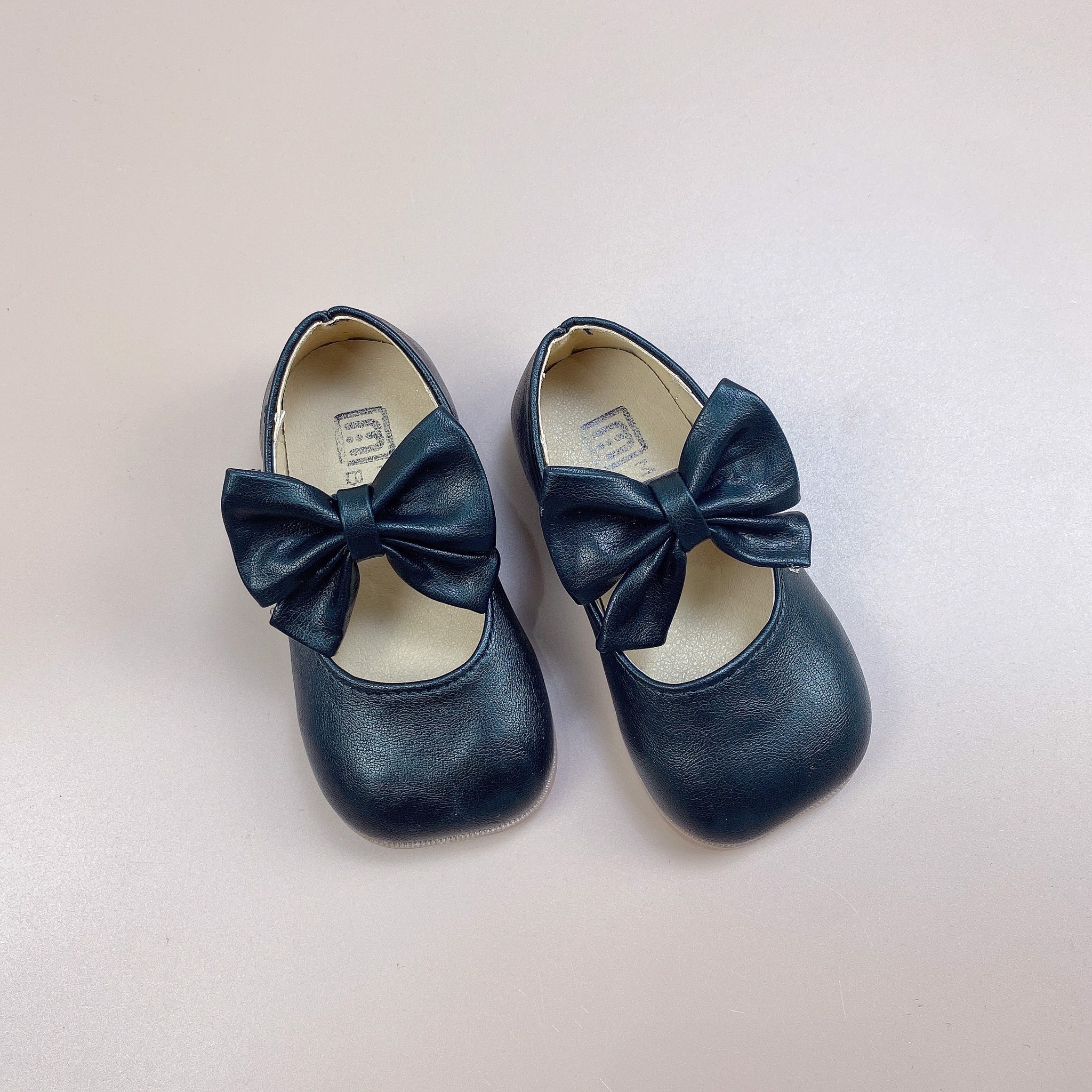 V299 - Giày MG Baby quai đính nơ 3 màu BG