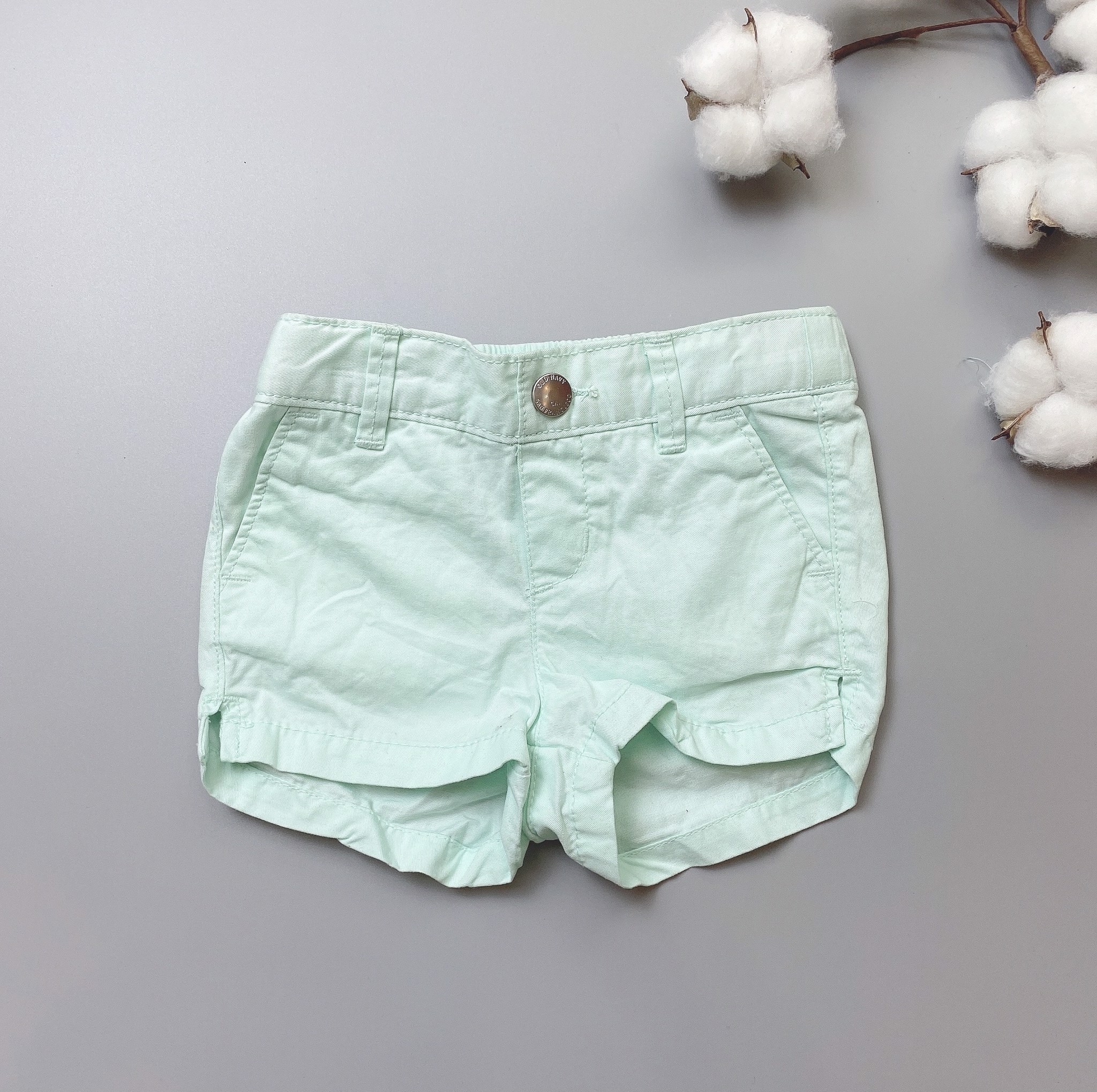 [30%] Quần short kaki Oldnavy màu xanh bạc hà