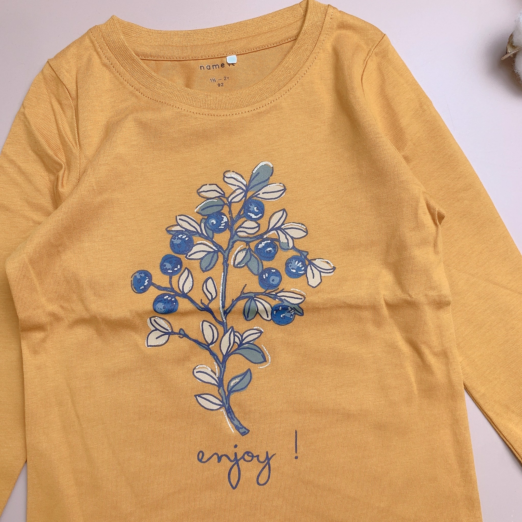 Áo cotton Name it màu vàng nâu cành lá