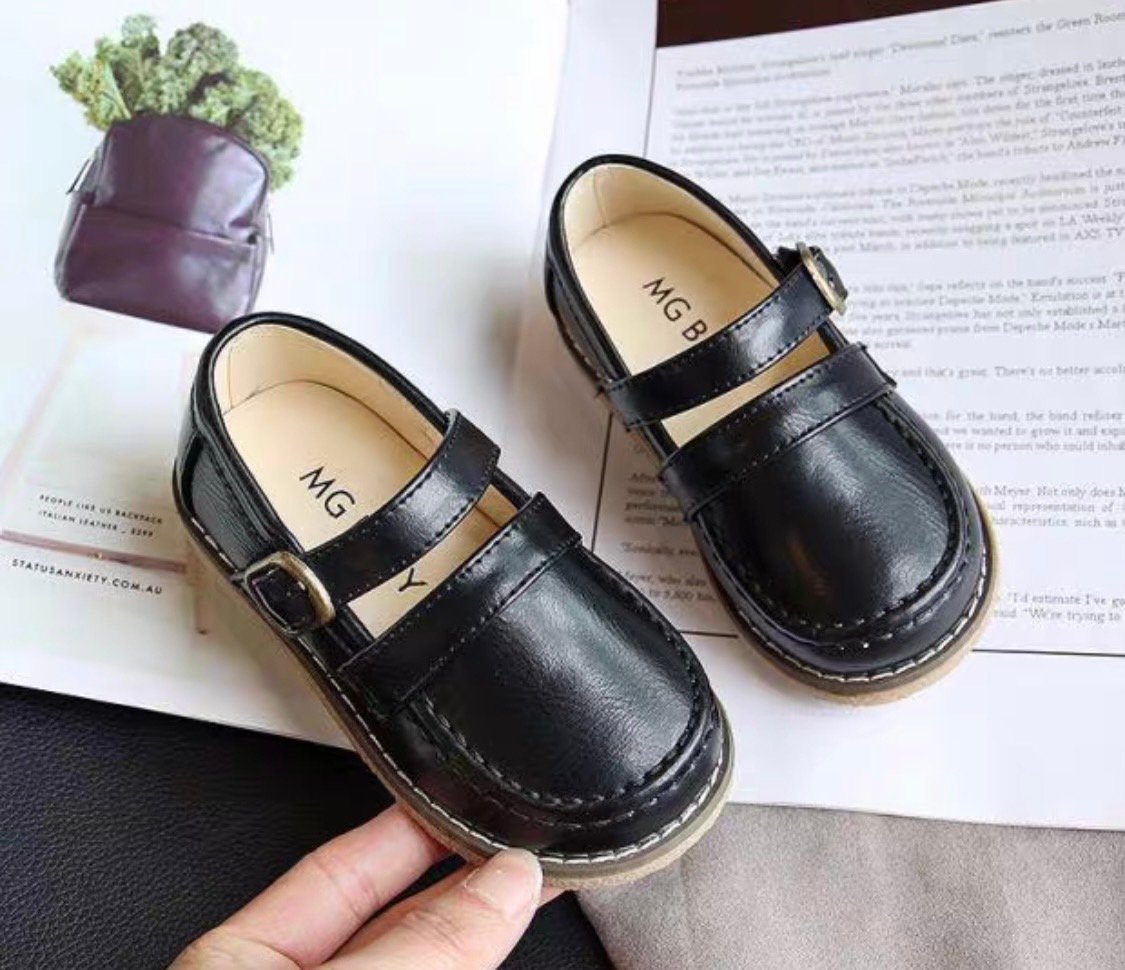 V831 - Giày MG Baby quai ngang 3 màu size 21-30