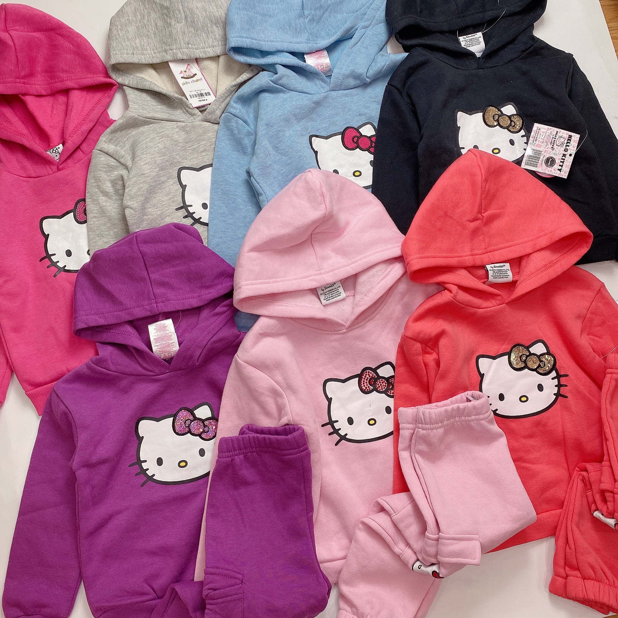 Bộ nỉ Hello Kitty dư xịn nhiều màu bé gái size 1-12y