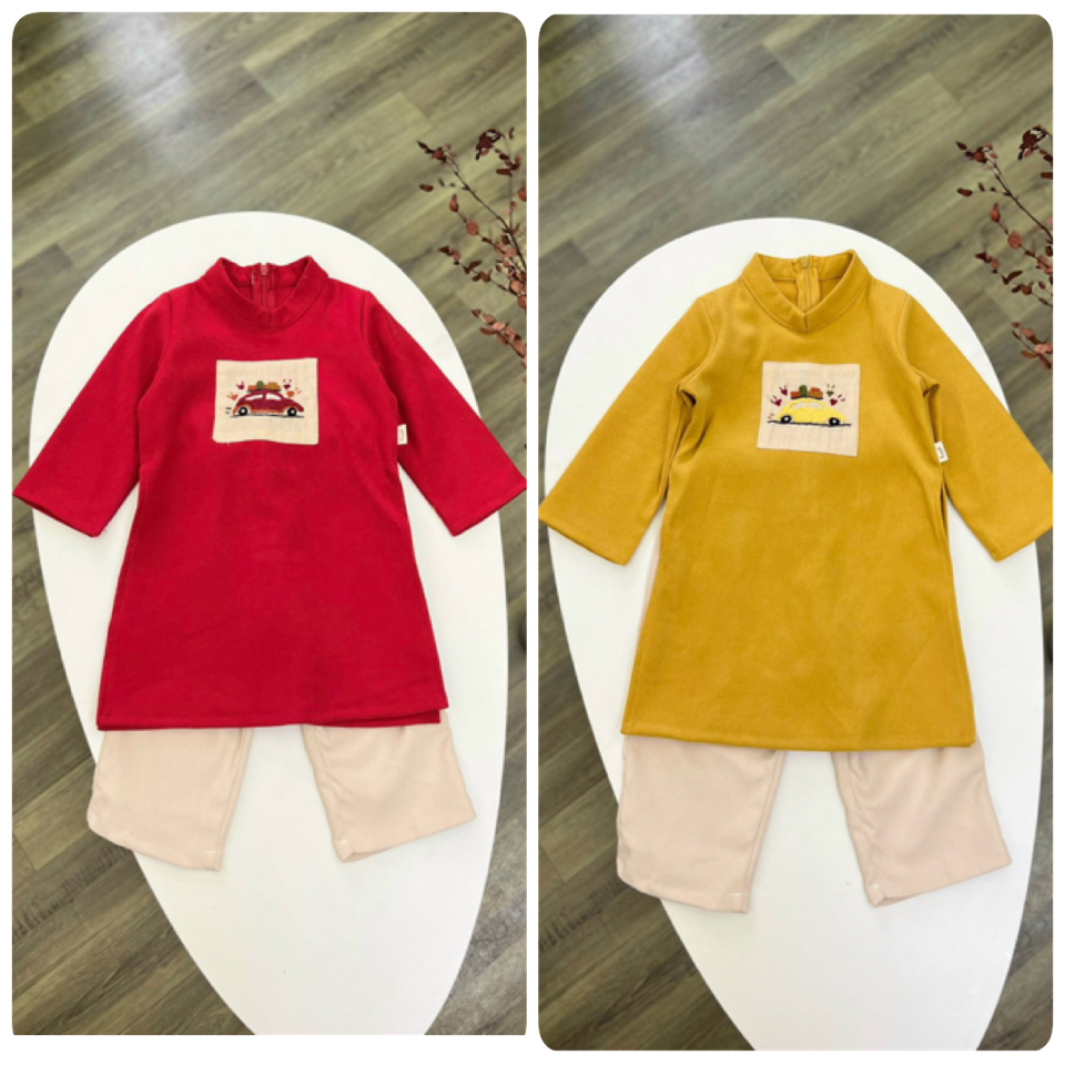 Áo dài nhung tăm Harifa thêu ngực ô tô 2 màu đỏ / vàng size 1 - 6y