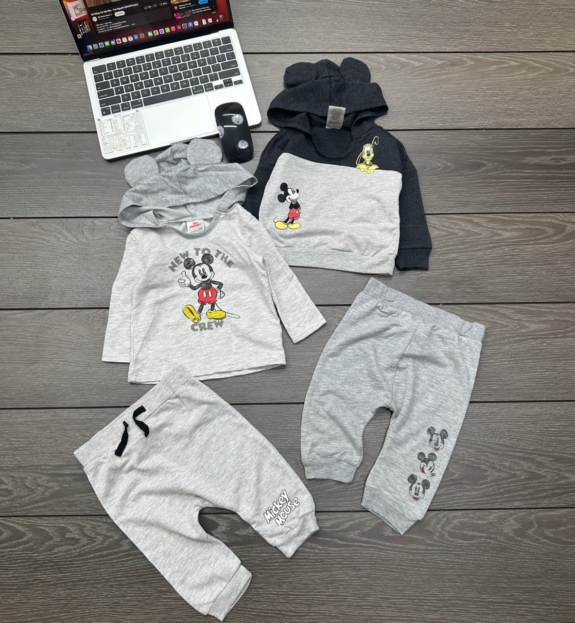 Bộ da cá Junior Mickey 2 mẫu bé trai size 3m - 4y