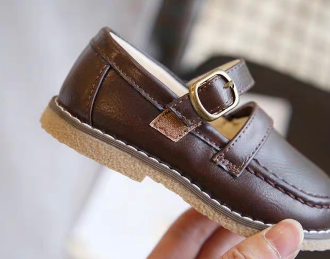 V831 - Giày MG Baby quai ngang 3 màu size 21-30
