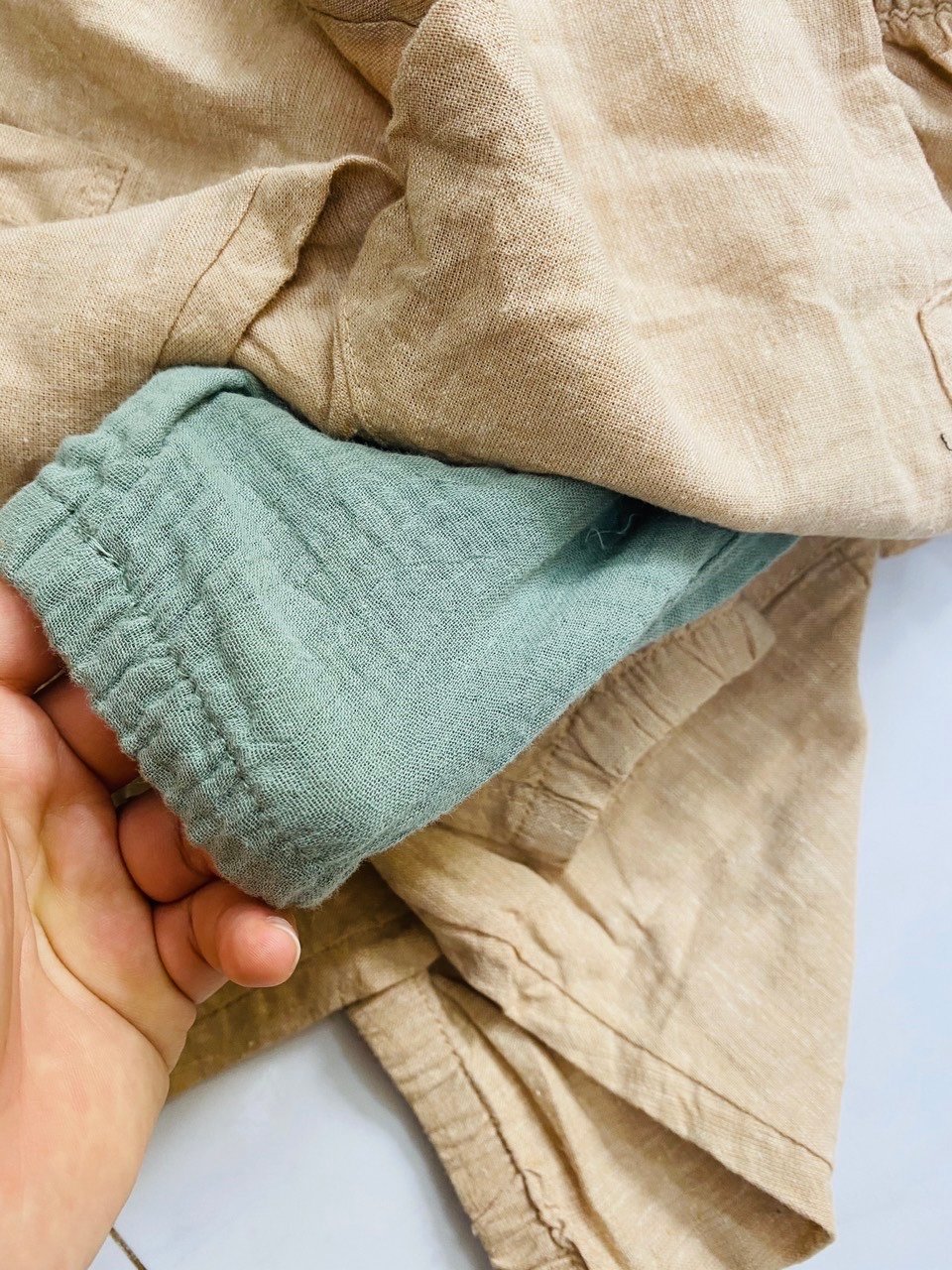 Quần H&M dài bo gấu chất đũi - xanh mint