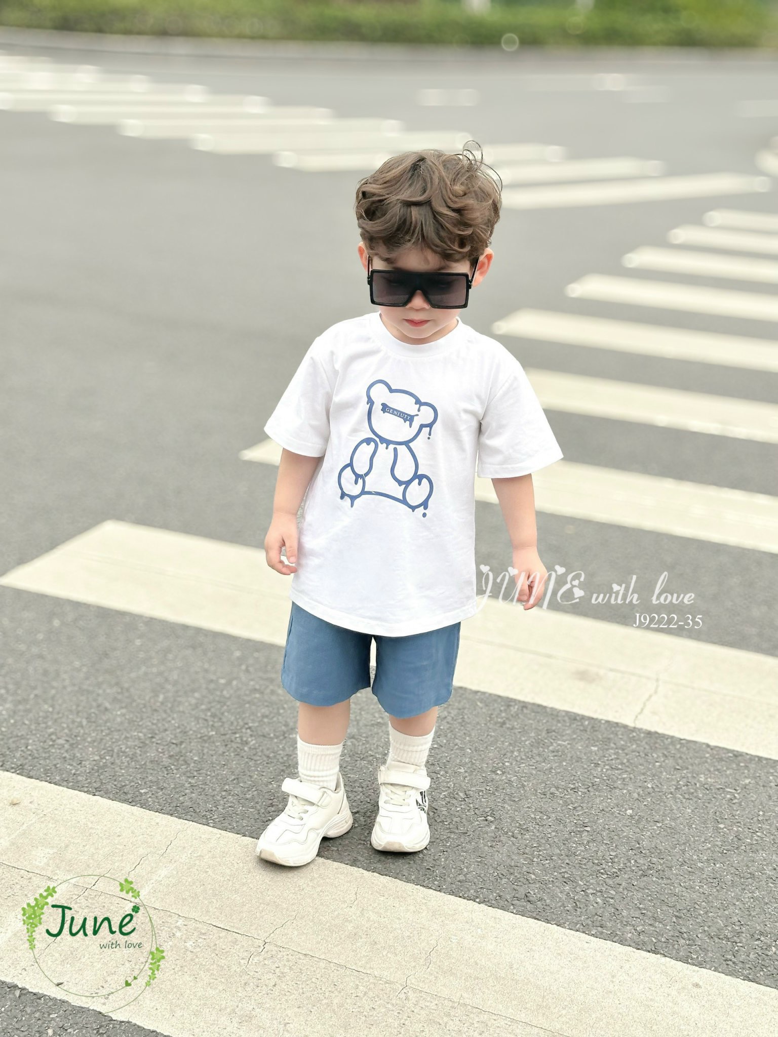 Bộ June with love áo cotton trắng gấu Geniuty - quần thô xanh BT size 2-12y