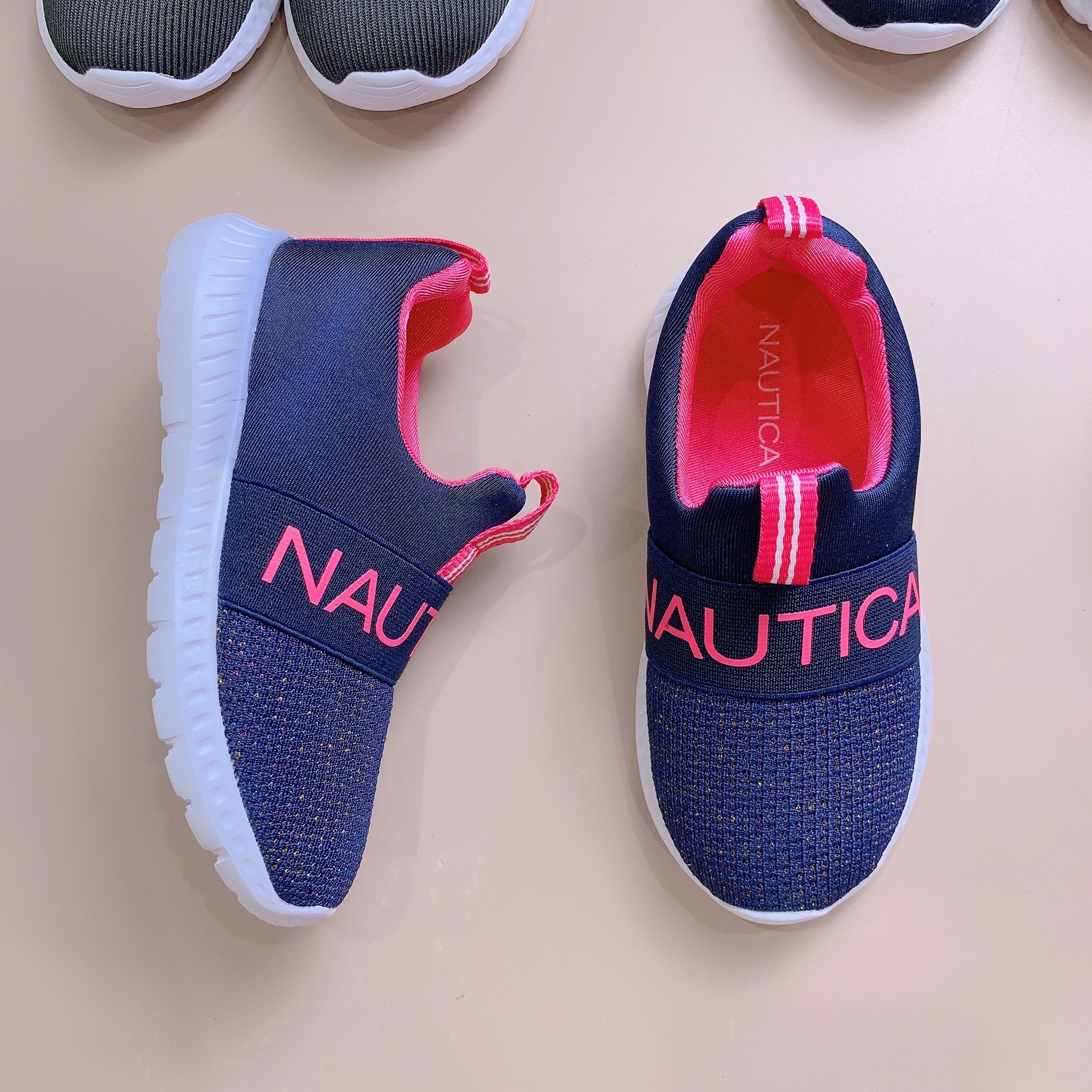 Giày thể thao Nautica size 9us (25.5 EU)