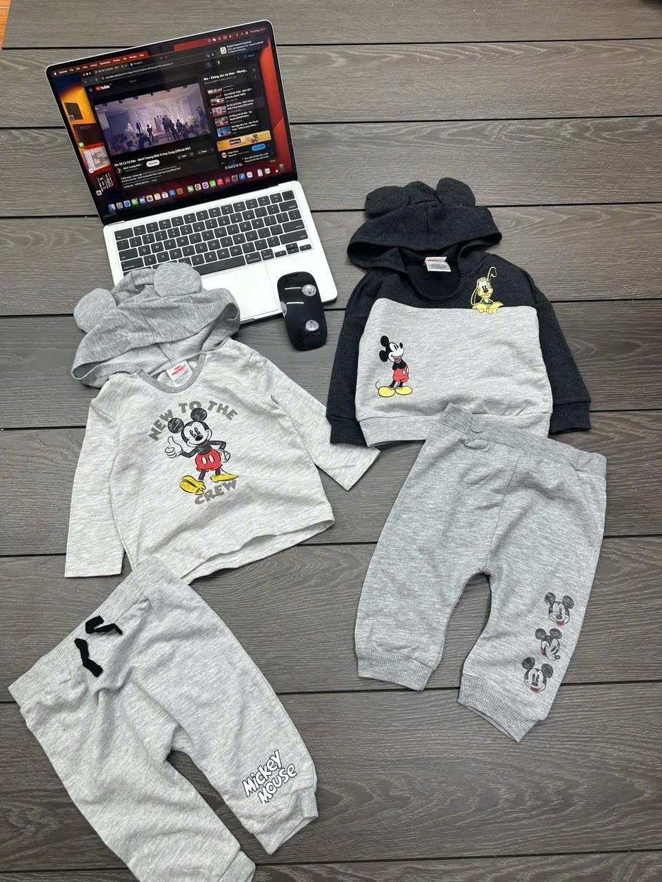 Bộ da cá Junior Mickey 2 mẫu bé trai size 3m - 4y