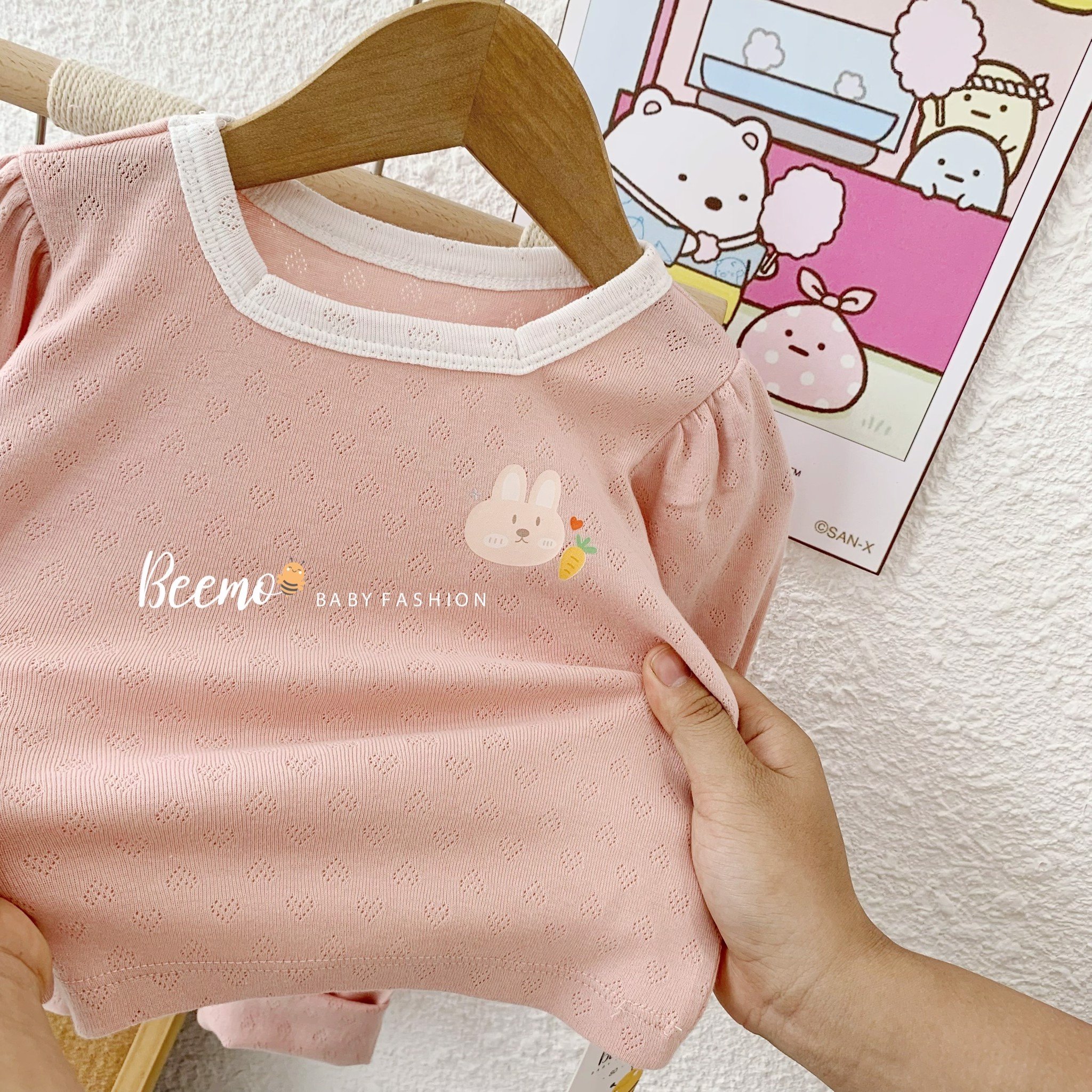 Bộ cotton dệt lỗ Beemo cổ vuông viền trắng 2 màu Xanh / Hồng BG