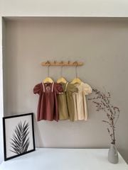 Váy linen Harifa cổ tròn thêu hoa ngực tay bồng viền ren 3 màu size 1 - 6y