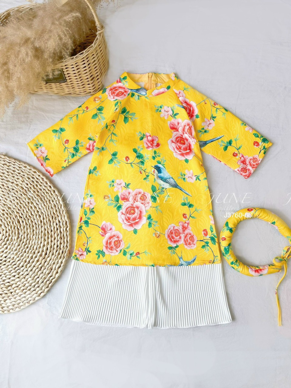 Áo dài gấm in hoa June 3 màu BG size 1 - 10y ( kèm mấn )