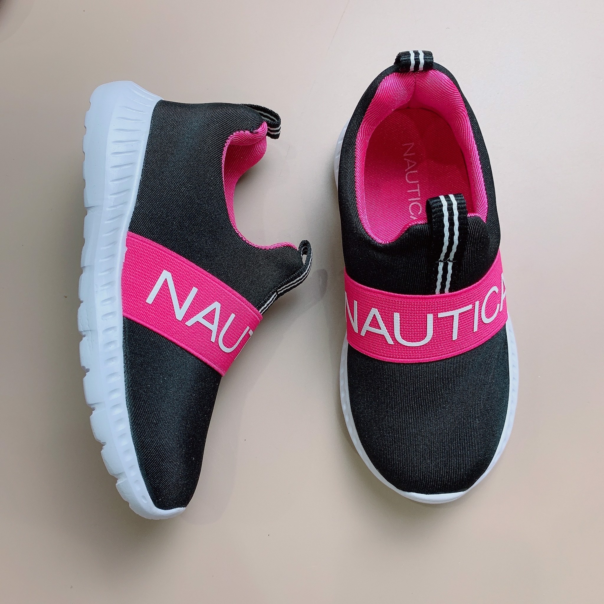 Giày thể thao Nautica size 9us (25.5 EU)