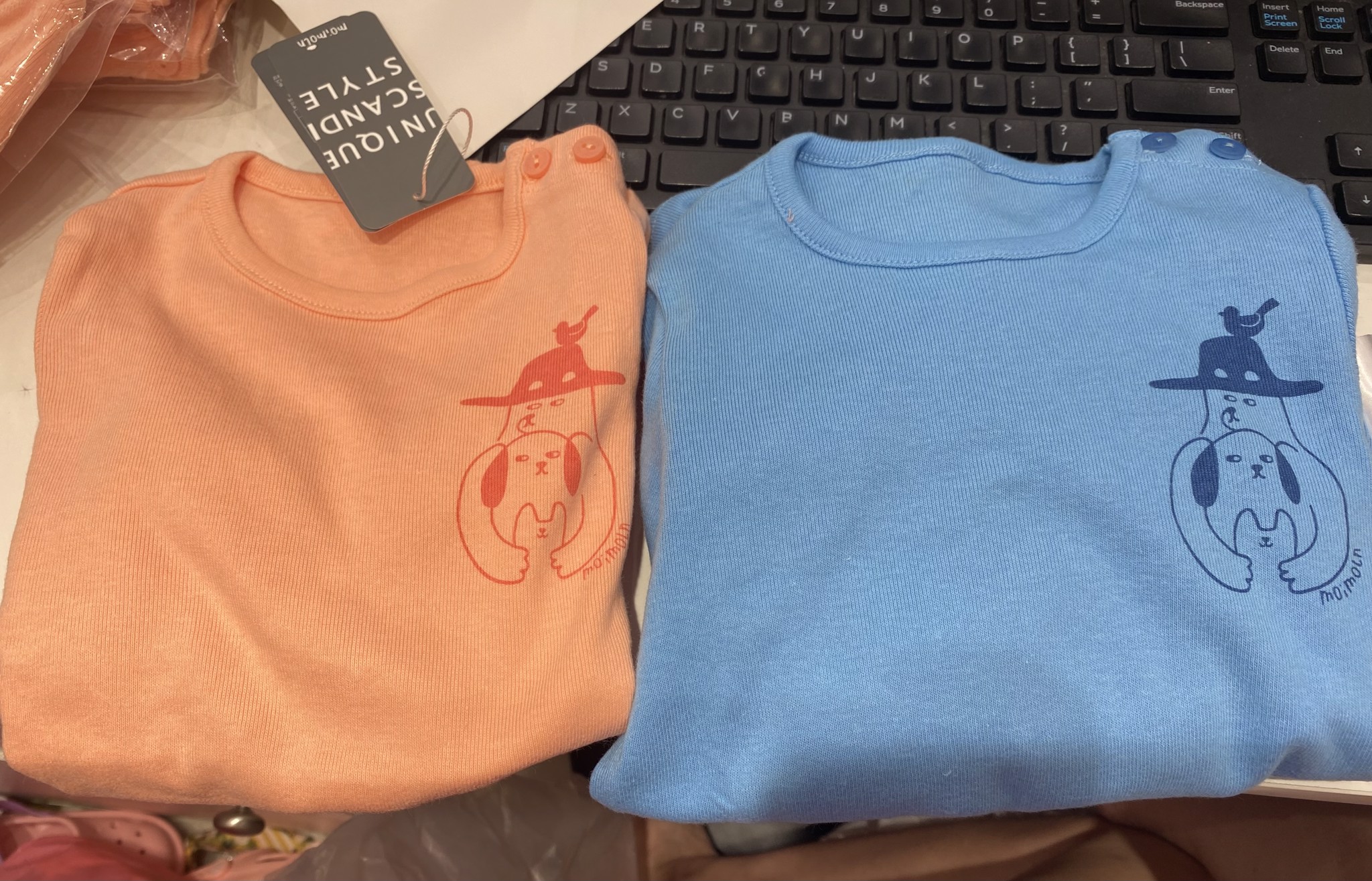 Bộ cotton xuất Hàn Moimoln - in ngực cún 2 màu xanh/cam