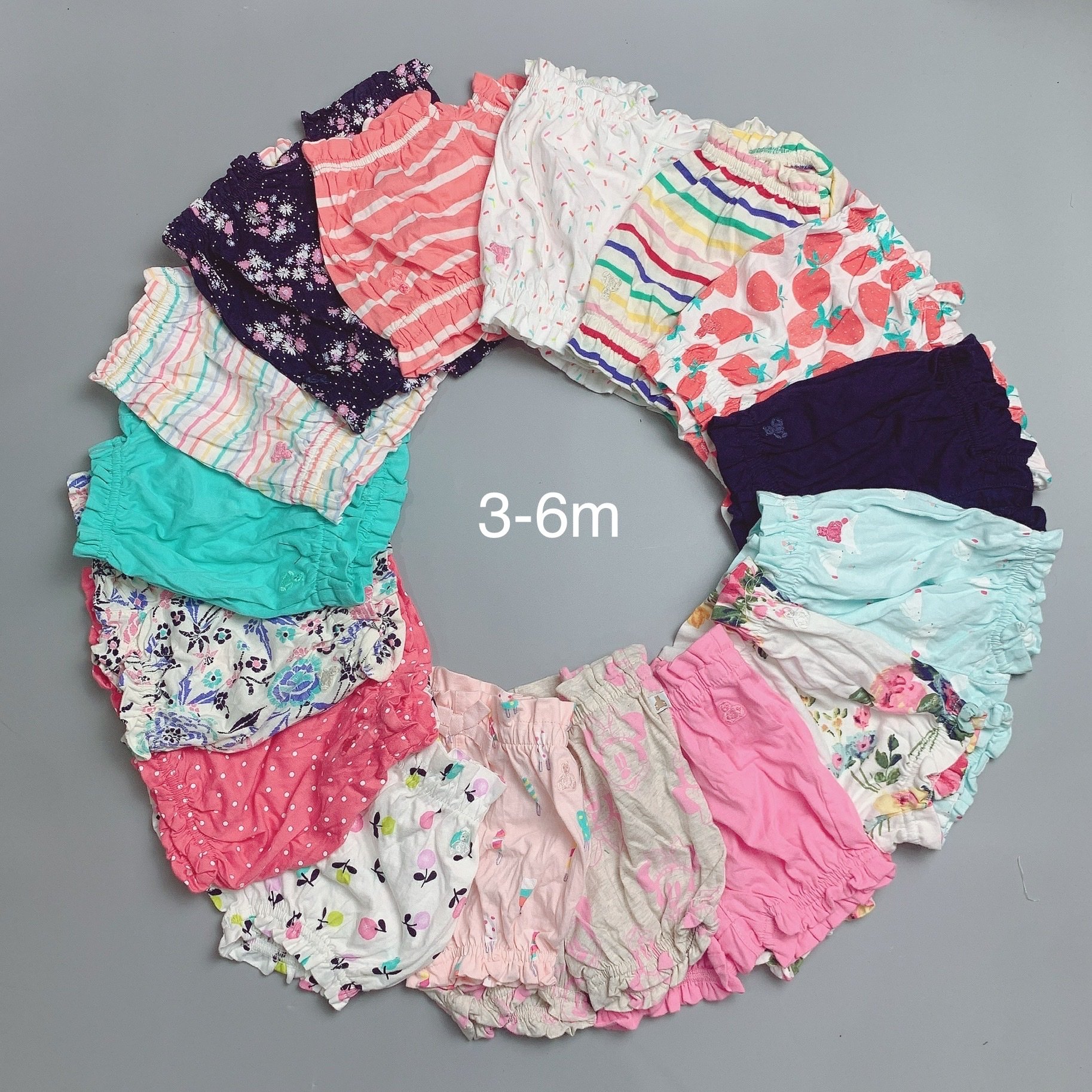 [3-6m] Quần đùi bồng Babygap BG size 3-6m