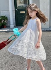 MLS 4845 - Váy Melisa màu trắng cổ yếm chân voan hoa nổi bé gái size 2-12y